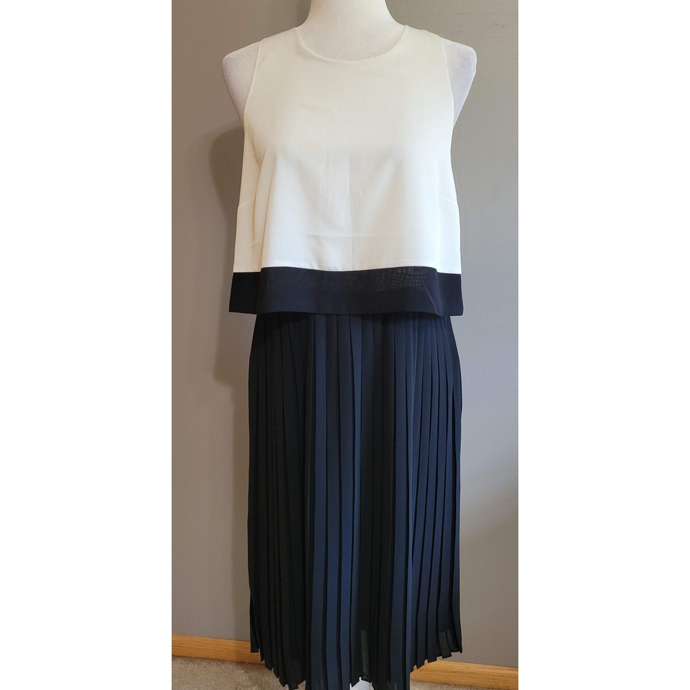 NWT Banana Republic Popover Pleated Midi Dress